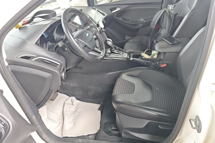 Used Ford Focus 2020 Hatchback Classic 1.5L Automatic Trendy Model Left Front Seat