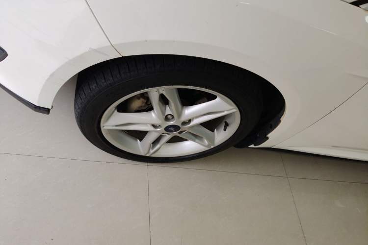 Used Ford Focus 2020 Hatchback Classic 1.5L Automatic Trendy Model Left Front Wheel Hub