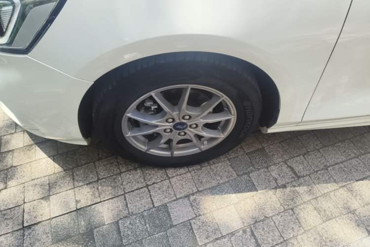 Used Ford Focus 2020 Hatchback 1.5L Automatic Sharp Edition Left Front Wheel Hub