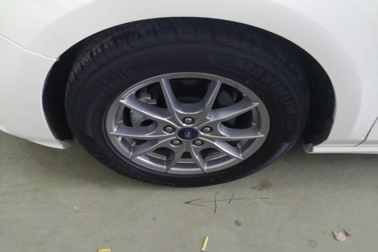Used Ford Focus 2020 Hatchback 1.5L Automatic Sharp Edition Left Front Wheel Hub