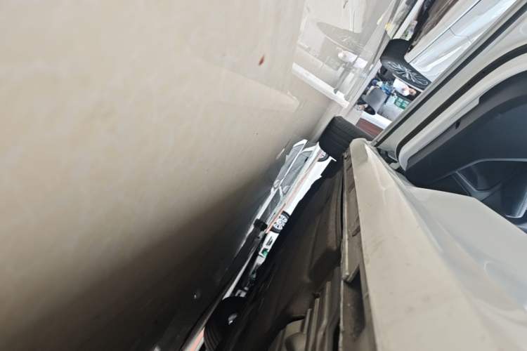 Used Ford Focus 2020 Hatchback EcoBoost 180 Automatic Trend Edition Left Side Sill