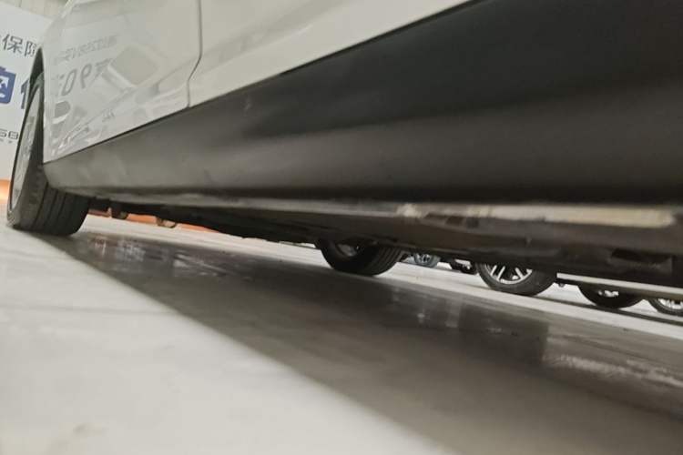Used Ford Focus 2020 Hatchback Classic 1.5L Automatic Trendy Model Left Side Sill