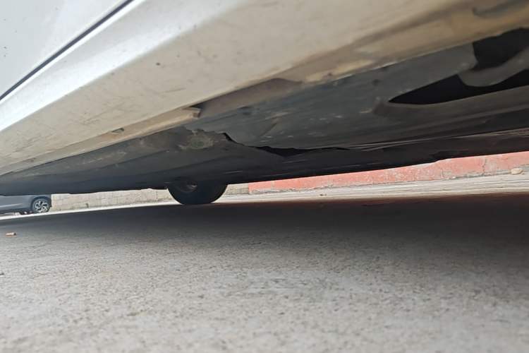 Used Ford Focus 2020 Sedan EcoBoost 180 Automatic Trend Edition Left Side Sill