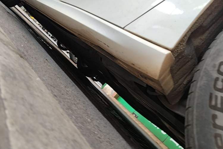 Used Ford Focus 2020 Sedan EcoBoost 180 Automatic Trend Edition Left Side Sill