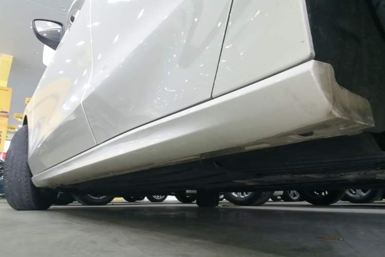 Used Ford Focus 2020 Hatchback 1.5L Automatic Sharp Edition Left Side Sill