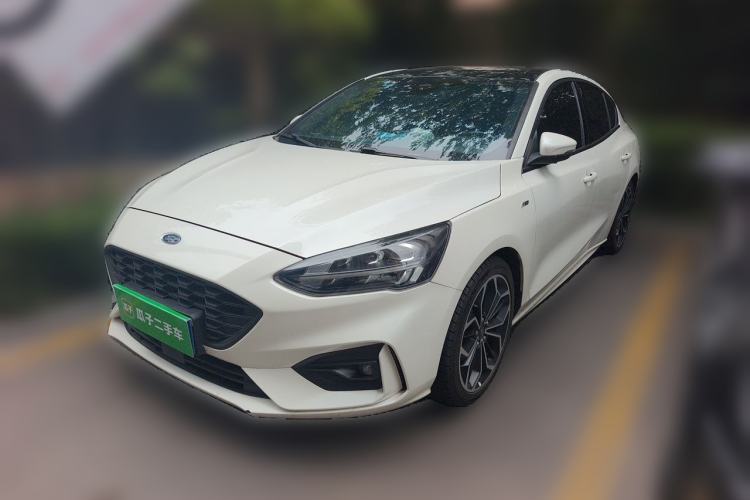 Used Ford Focus 2020 Sedan EcoBoost 180 Automatic ST Line Guazi used car, China used car export, Used car for sale, Used cars, Cheapest cars for sale