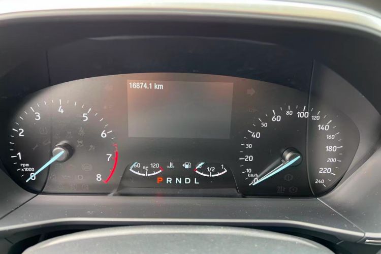 Used Ford Focus 2020 Hatchback EcoBoost 180 Automatic Trend Edition Odometer Close Up
