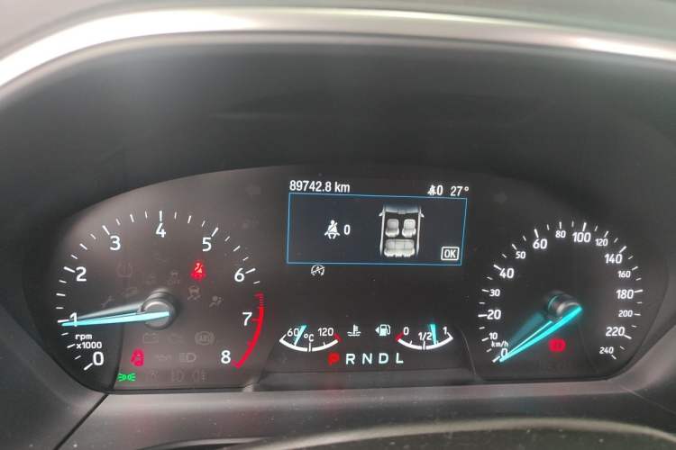 Used Ford Focus 2020 Hatchback EcoBoost 180 Automatic Trend Edition Odometer Close Up