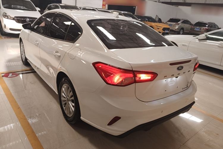 Used Ford Focus 2020 Sedan EcoBoost 180 Automatic Trend Edition Rear Left 45 Deg