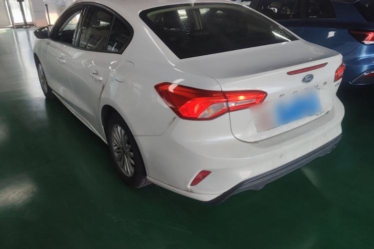 Used Ford Focus 2020 Sedan EcoBoost 180 Automatic Trend Edition Rear Left 45 Deg