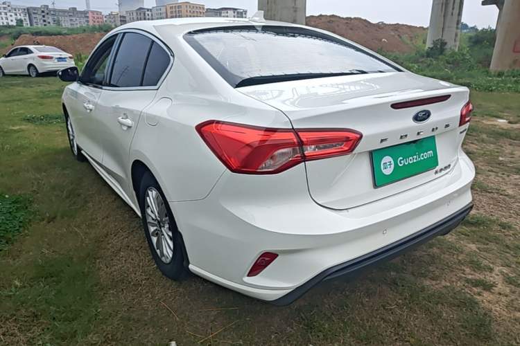 Used Ford Focus 2020 Sedan EcoBoost 180 Automatic Trend Edition Rear Left 45 Deg