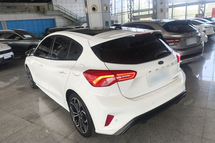 Used Ford Focus 2020 Hatchback EcoBoost 180 Automatic ST Line Rear Left 45 Deg