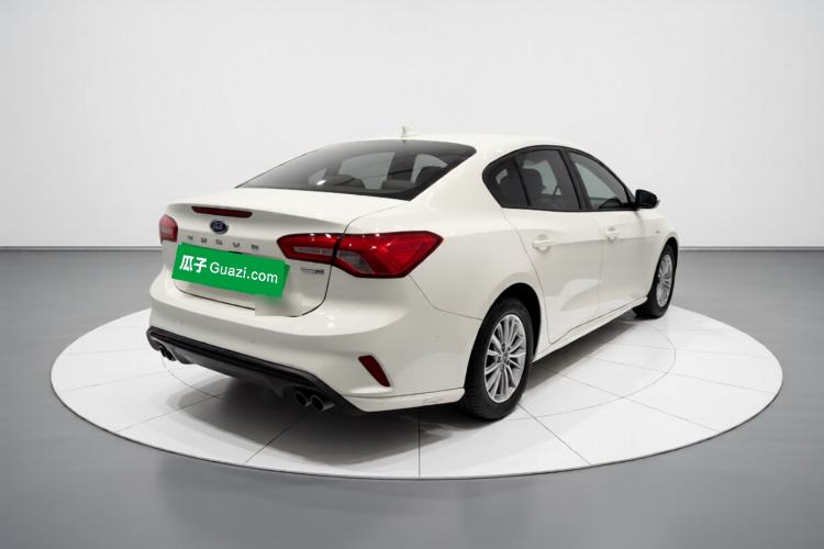 Used Ford Focus 2020 Sedan EcoBoost 180 Automatic Trend Edition Rear Right 45 Deg