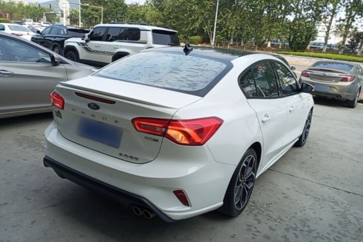 Used Ford Focus 2020 Sedan EcoBoost 180 Automatic ST Line Rear Right 45 Deg
