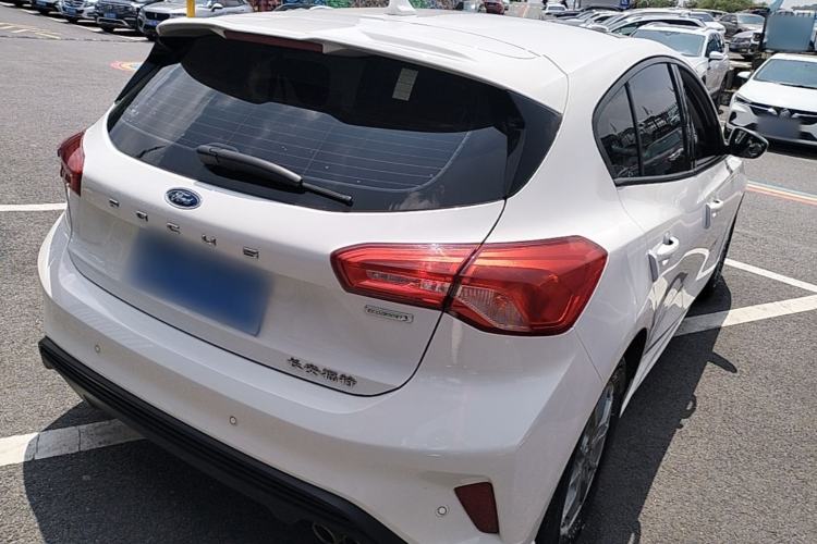 Used Ford Focus 2020 Hatchback 1.5L Automatic Sharp Edition Rear Right 45 Deg