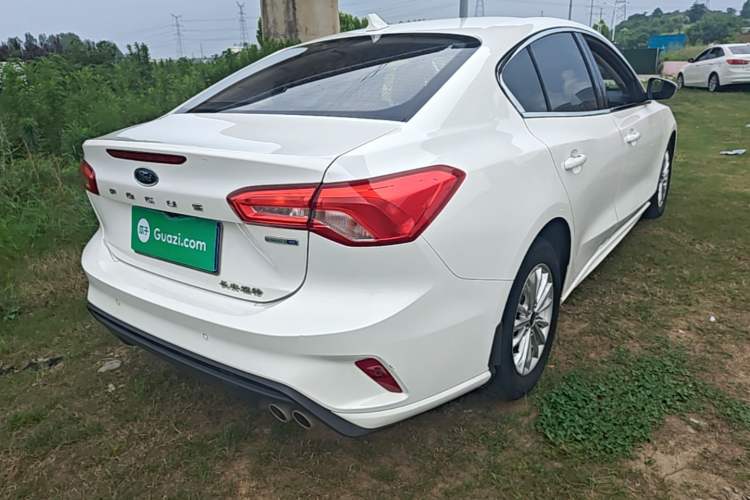 Used Ford Focus 2020 Sedan EcoBoost 180 Automatic Trend Edition Rear Right 45 Deg