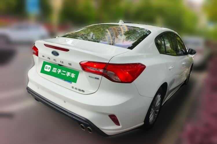 Used Ford Focus 2020 Sedan EcoBoost 180 Automatic Trend Edition Rear Right 45 Deg
