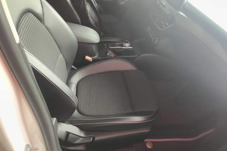 Used Ford Focus 2020 Sedan EcoBoost 180 Automatic Trend Edition Right Front Seat