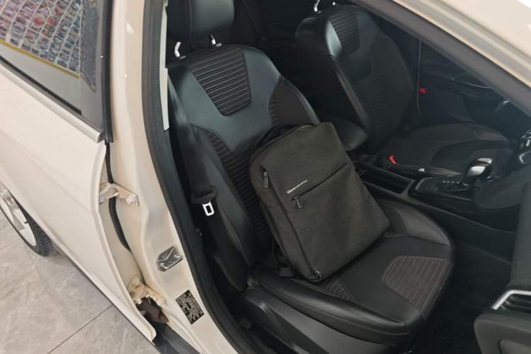 Used Ford Focus 2020 Hatchback Classic 1.5L Automatic Trendy Model Right Front Seat