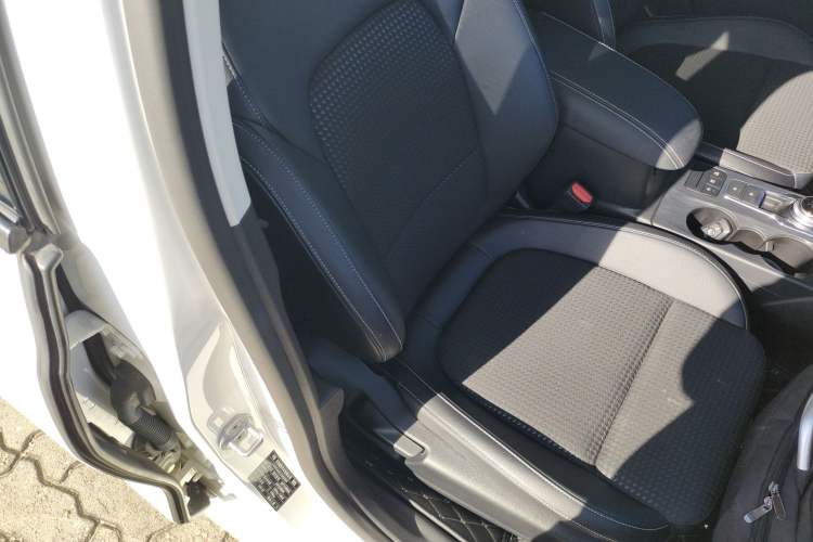 Used Ford Focus 2020 Hatchback EcoBoost 180 Automatic Trend Edition Right Front Seat