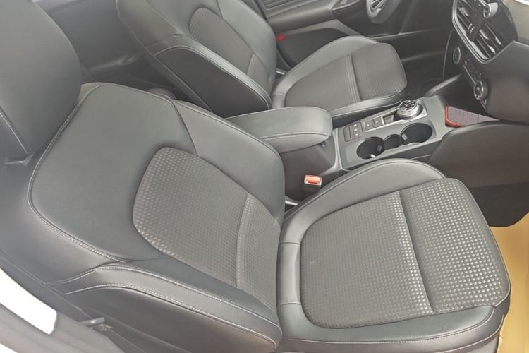 Used Ford Focus 2020 Hatchback EcoBoost 180 Automatic Trend Edition Right Front Seat