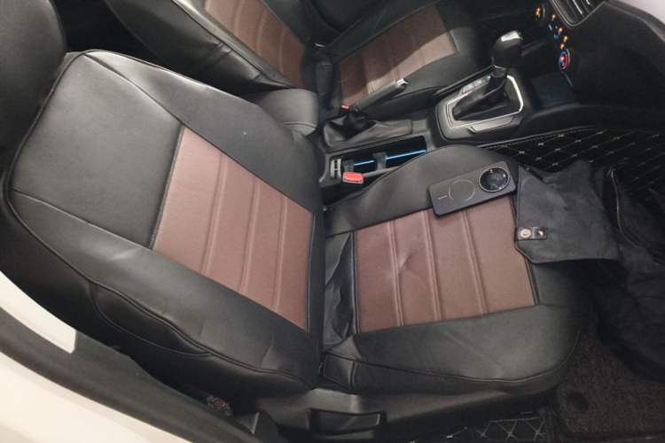 Used Ford Focus 2020 Hatchback 1.5L Automatic Sharp Edition Right Front Seat