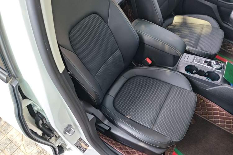 Used Ford Focus 2020 Sedan EcoBoost 180 Automatic Trend Edition Right Front Seat