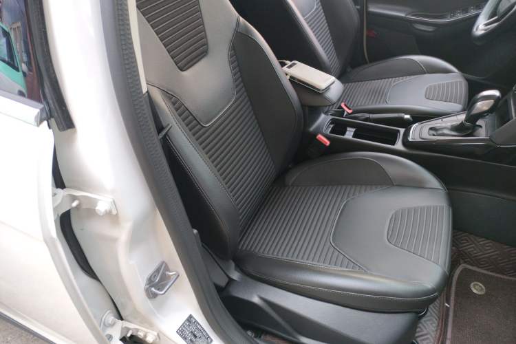 Used Ford Focus 2020 Hatchback Classic 1.5L Automatic Trendy Model Right Front Seat