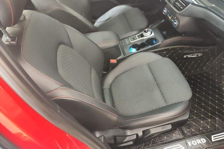 Used Ford Focus 2020 Sedan EcoBoost 180 Automatic ST Line Right Front Seat