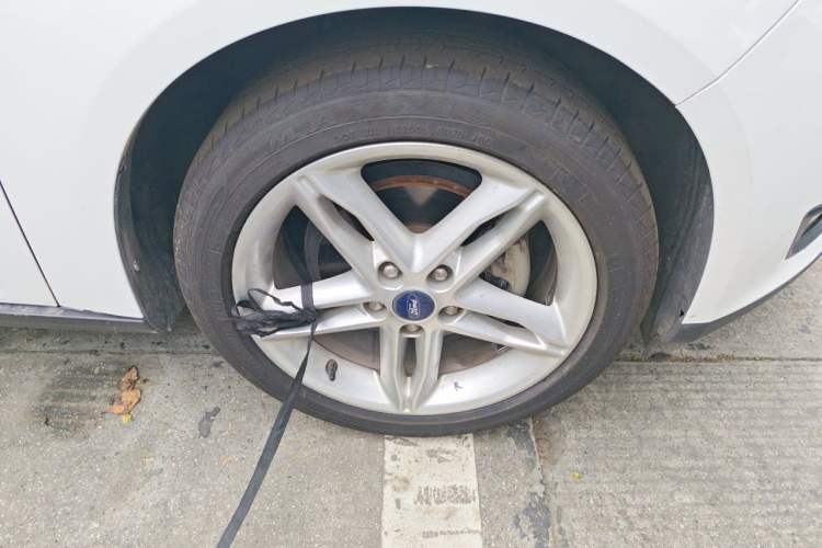Used Ford Focus 2020 Hatchback Classic 1.5L Automatic Trendy Model Right Front Wheel Hub