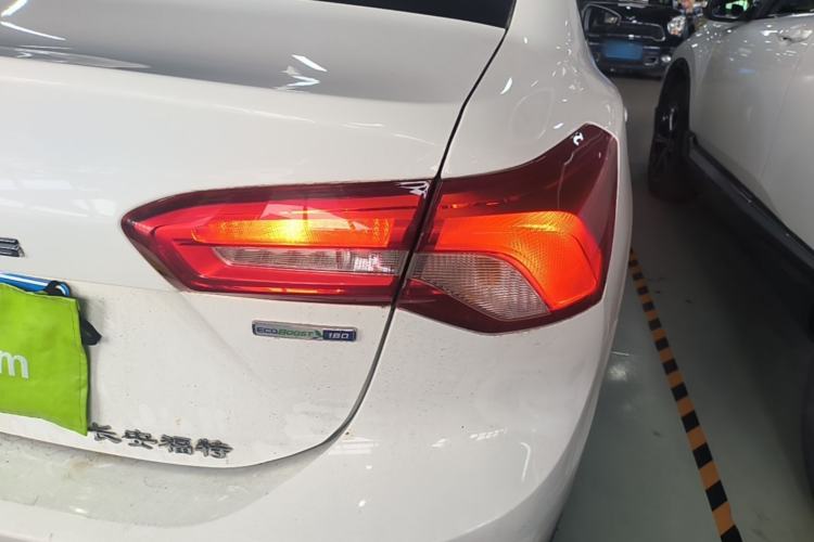Used Ford Focus 2020 Sedan EcoBoost 180 Automatic Trend Edition Right Rear Taillight