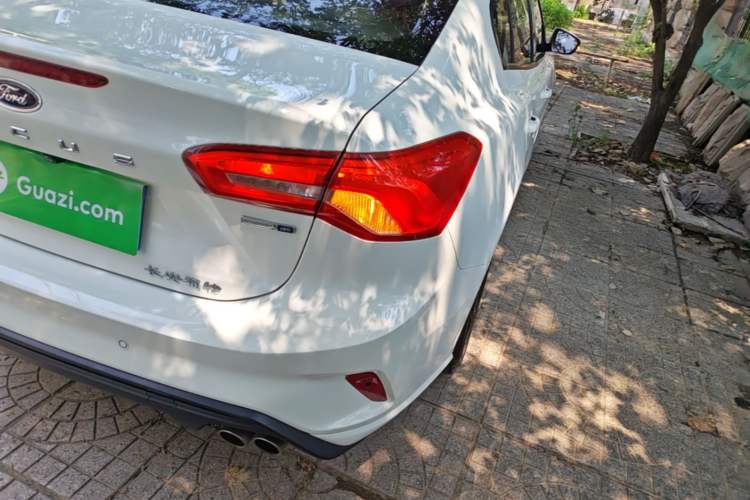 Used Ford Focus 2020 Sedan EcoBoost 180 Automatic Trend Edition Right Rear Taillight