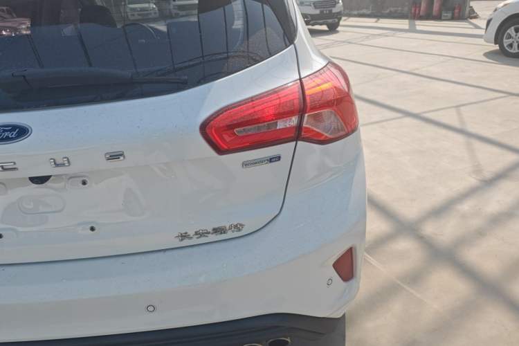 Used Ford Focus 2020 Hatchback EcoBoost 180 Automatic Trend Edition Right Rear Taillight