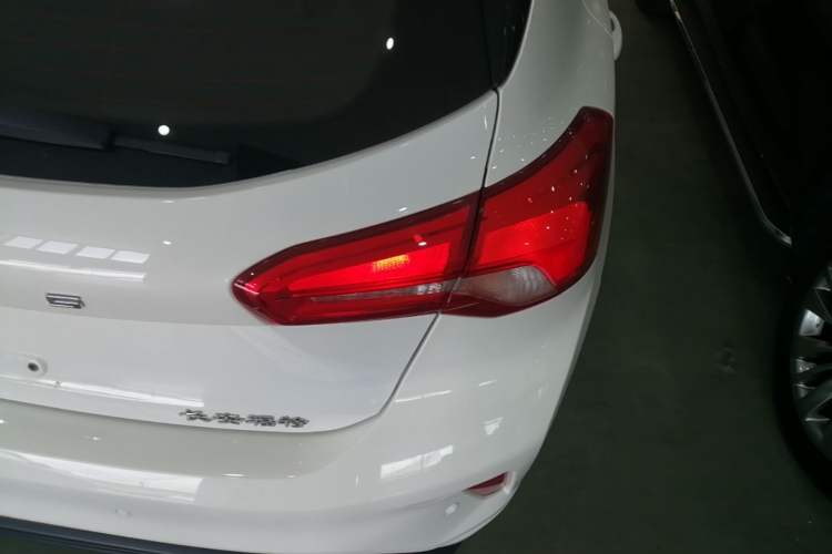 Used Ford Focus 2020 Hatchback 1.5L Automatic Sharp Edition Right Rear Taillight