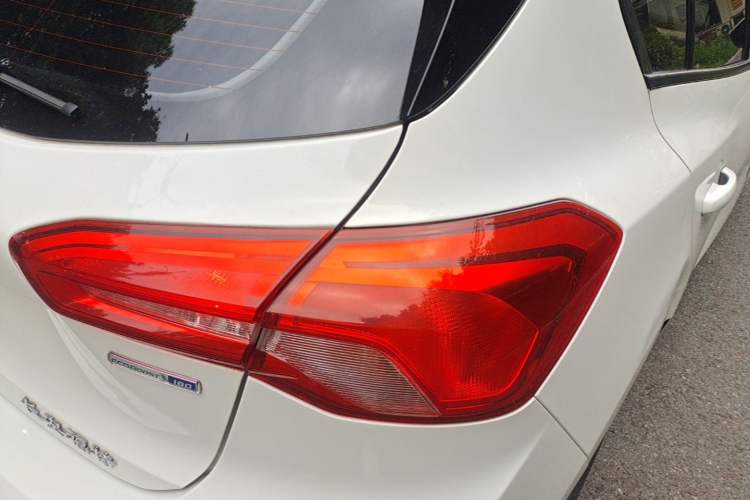 Used Ford Focus 2020 Hatchback EcoBoost 180 Automatic Trend Edition Right Rear Taillight