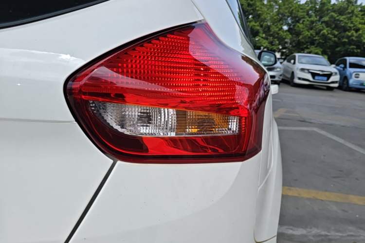Used Ford Focus 2020 Hatchback Classic 1.5L Automatic Trendy Model Right Rear Taillight