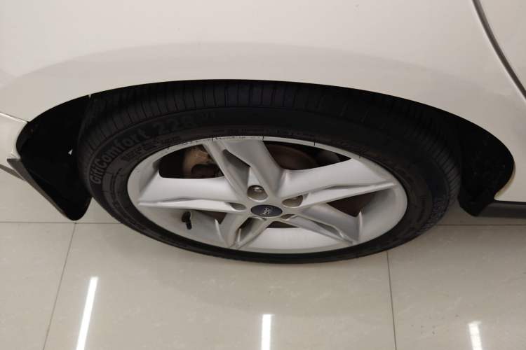 Used Ford Focus 2020 Hatchback Classic 1.5L Automatic Trendy Model Right Rear Wheel Hub