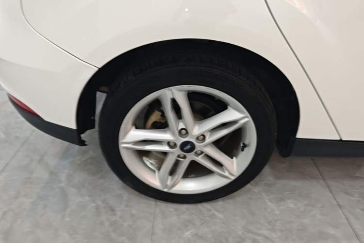 Used Ford Focus 2020 Hatchback Classic 1.5L Automatic Trendy Model Right Rear Wheel Hub