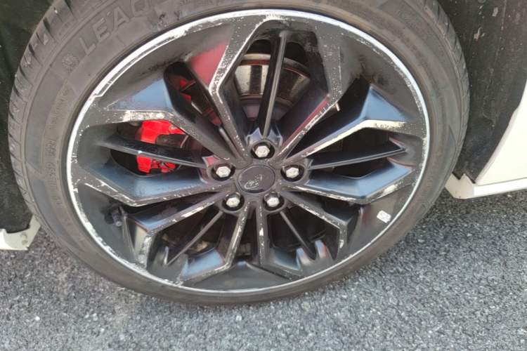 Used Ford Focus 2020 Sedan EcoBoost 180 Automatic ST Line Right Rear Wheel Hub