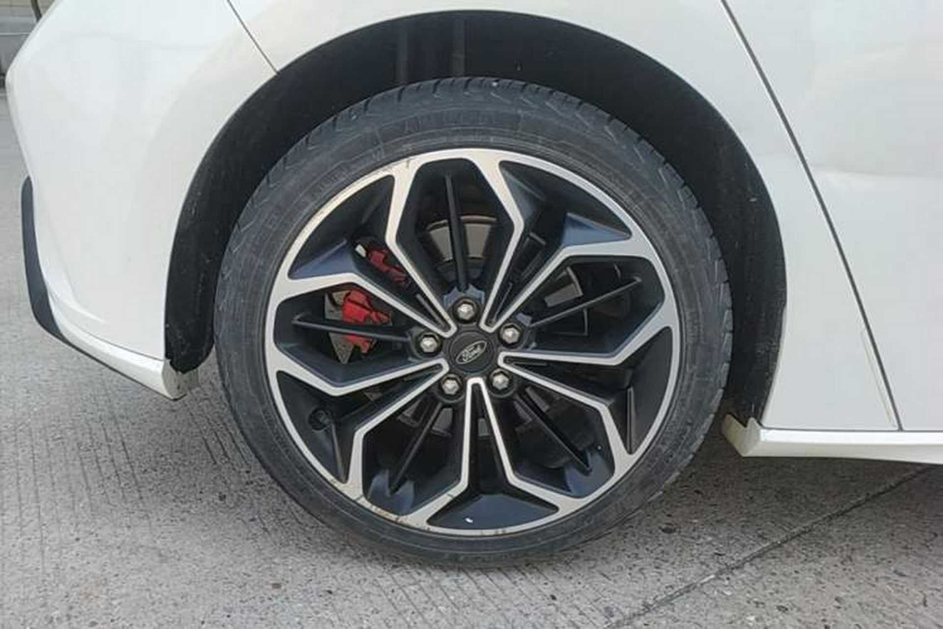 Used Ford Focus 2020 Hatchback EcoBoost 180 Automatic ST Line Right Rear Wheel Hub