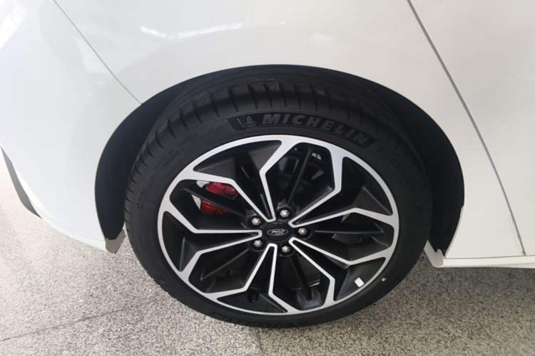 Used Ford Focus 2020 Hatchback EcoBoost 180 Automatic ST Line Right Rear Wheel Hub