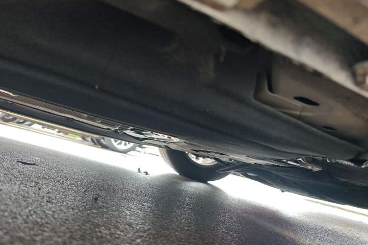 Used Ford Focus 2020 Sedan EcoBoost 180 Automatic Trend Edition Right Side Sill