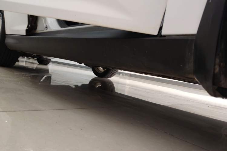 Used Ford Focus 2020 Hatchback Classic 1.5L Automatic Trendy Model Right Side Sill