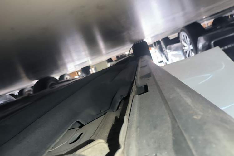 Used Ford Focus 2020 Sedan EcoBoost 180 Automatic Trend Edition Right Side Sill