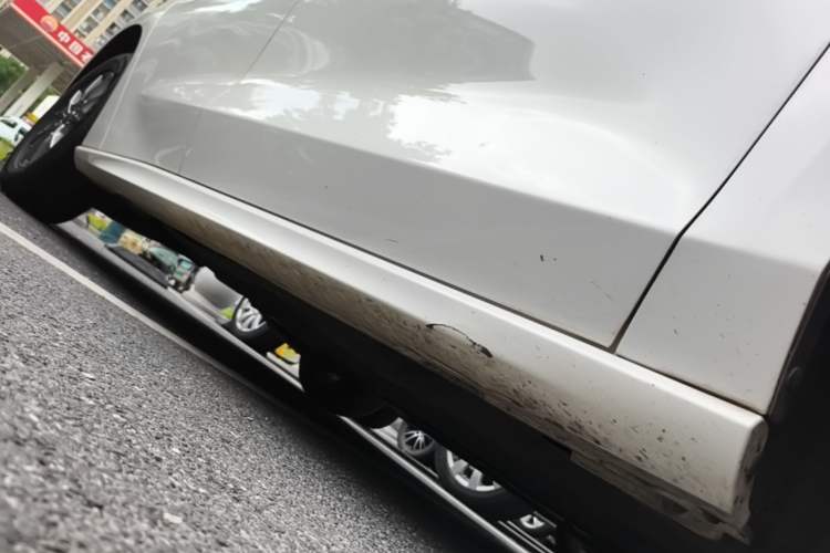 Used Ford Focus 2020 Hatchback EcoBoost 180 Automatic Trend Edition Right Side Sill