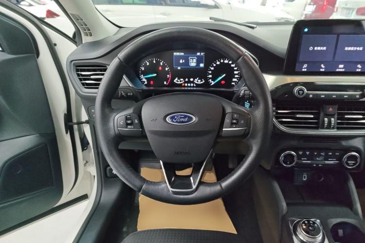 Used Ford Focus 2020 Hatchback EcoBoost 180 Automatic Trend Edition Steering Wheel