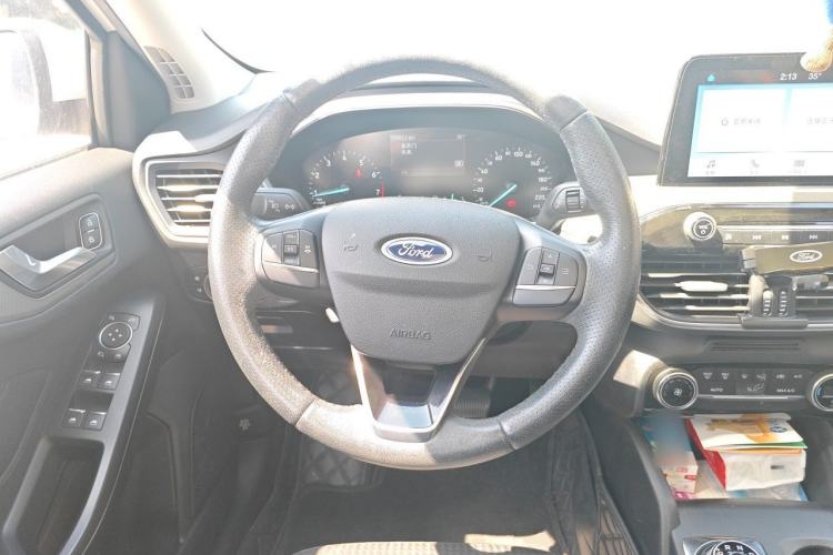 Used Ford Focus 2020 Hatchback EcoBoost 180 Automatic Trend Edition Steering Wheel