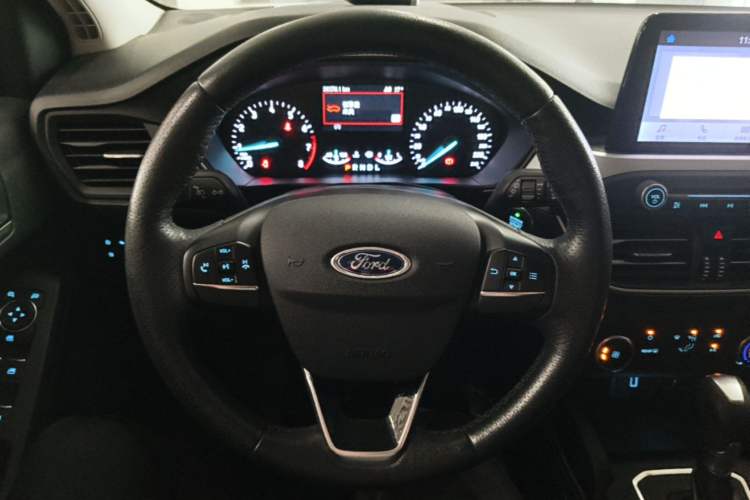 Used Ford Focus 2020 Hatchback 1.5L Automatic Sharp Edition Steering Wheel