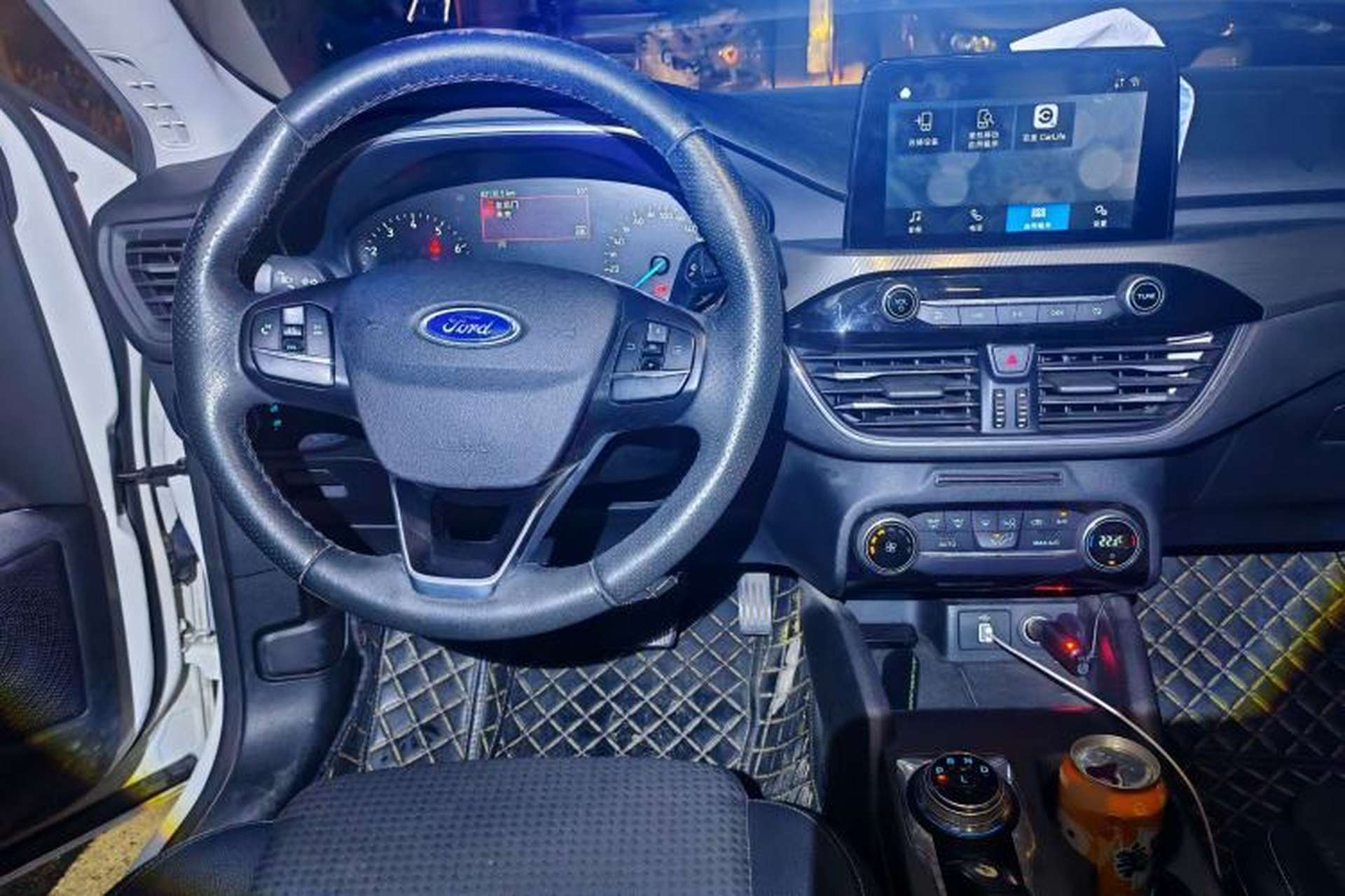 Used Ford Focus 2020 Sedan EcoBoost 180 Automatic Trend Edition Steering Wheel