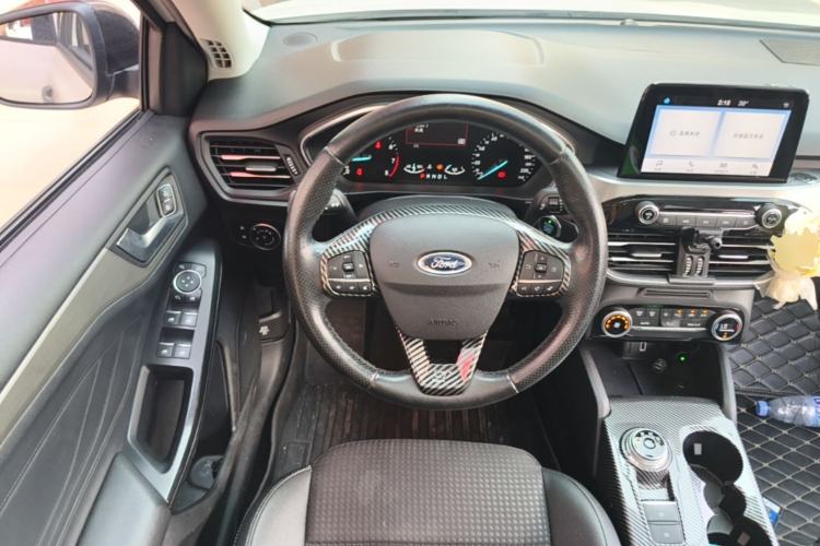 Used Ford Focus 2020 Sedan EcoBoost 180 Automatic Trend Edition Steering Wheel